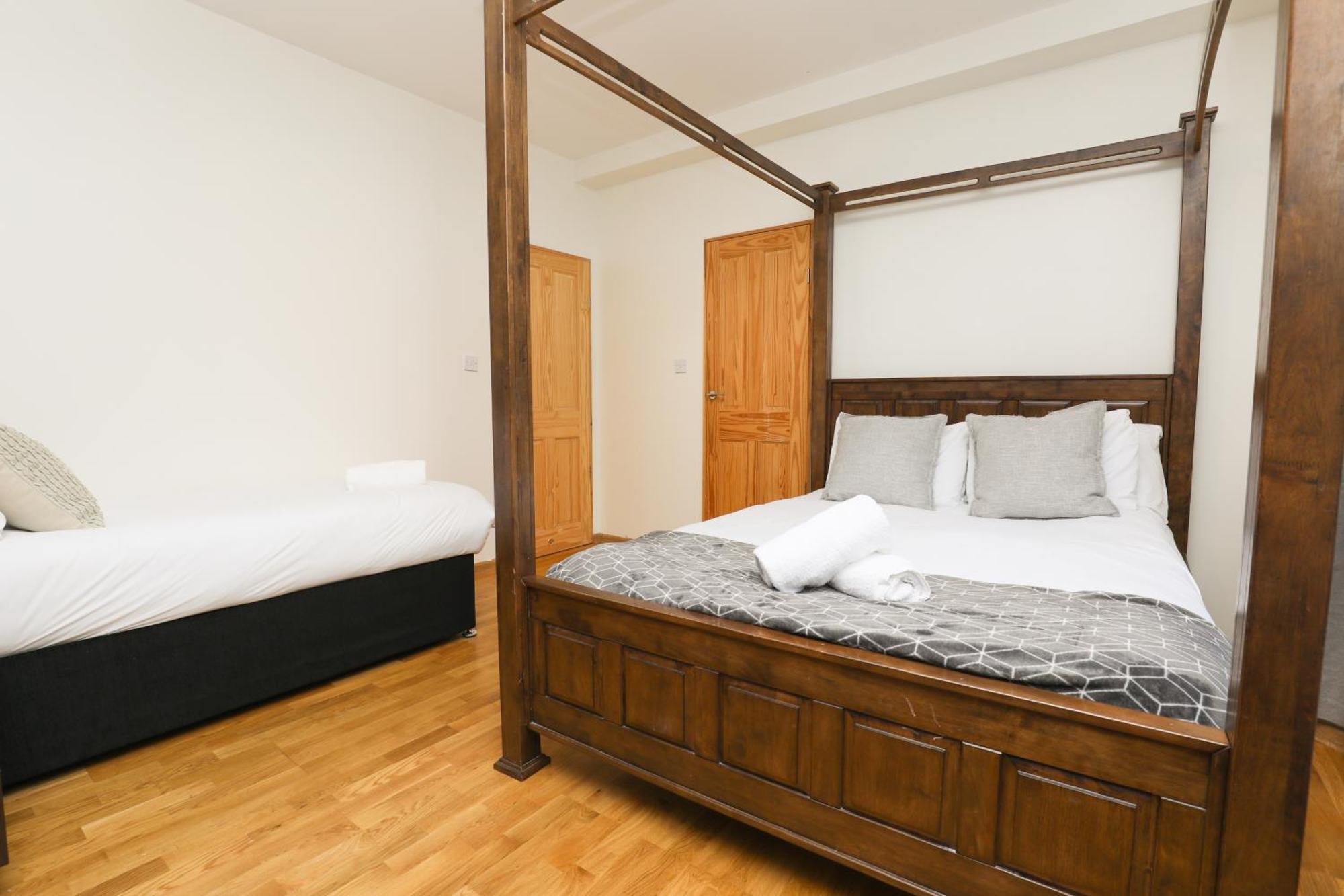Anfield Luxe Retreat - Stylish Stay With Parking - Steps From Stadium - Short Drive To City Centre Liverpool Exterior foto